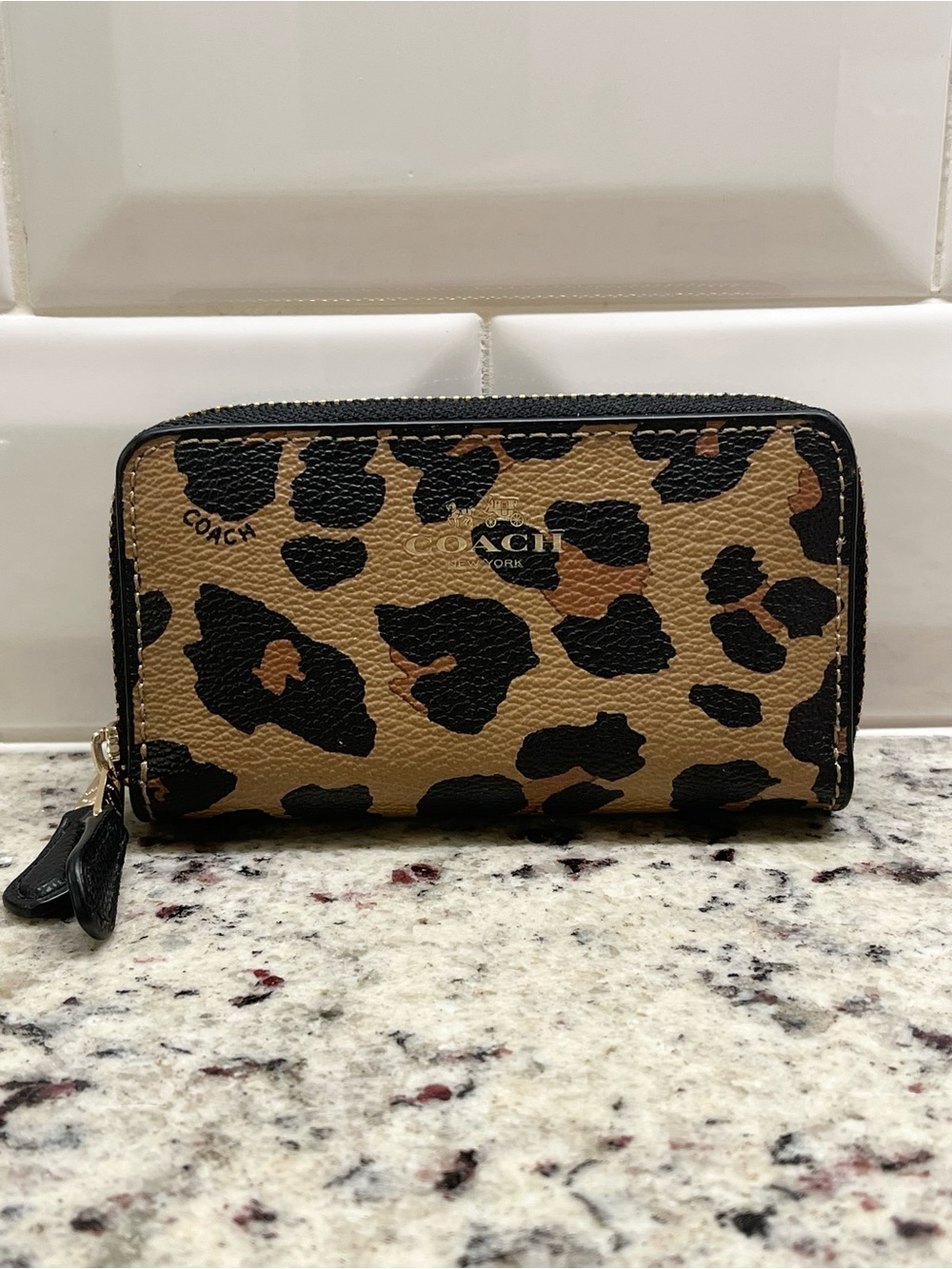 Coach Ocelot Zip Around Card Case NWOT